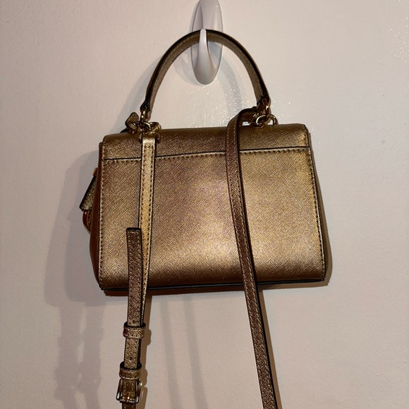 Micheal Kors Gold mini bag - Picture 4 of 6
